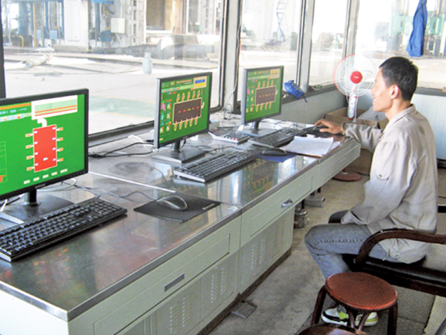 全自動加熱爐、正火爐操作室